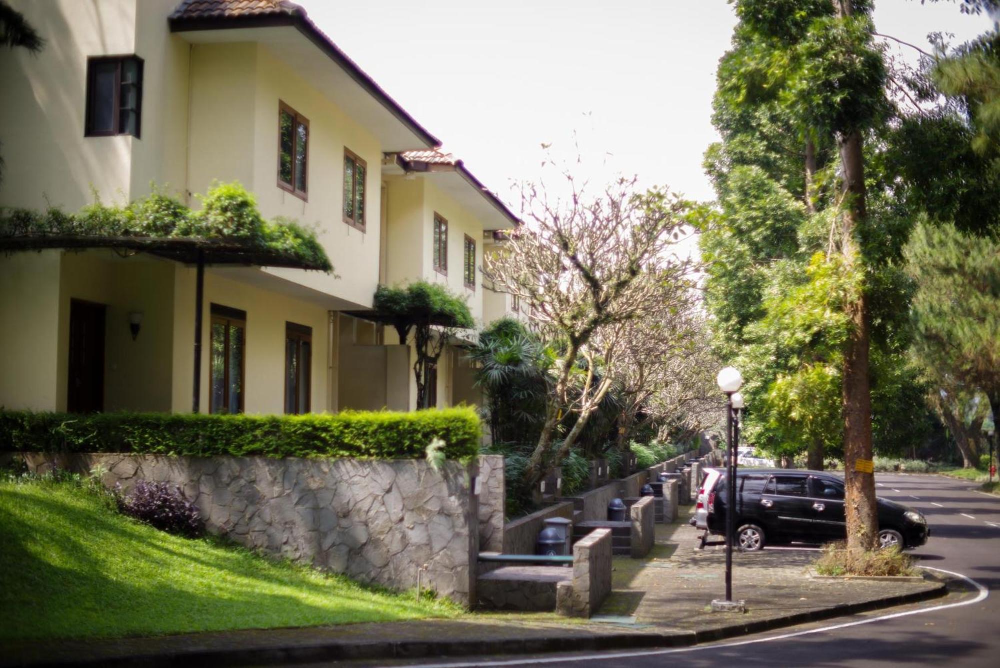 Puri Setiabudhi Bandung Exterior foto